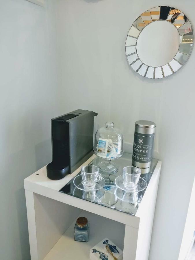 V4 Apartment